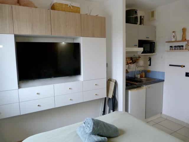 Charmant Studio Le Clos D'Aix Parking Prive Gratuit Et Piscine Aix-en-Provence Dış mekan fotoğraf